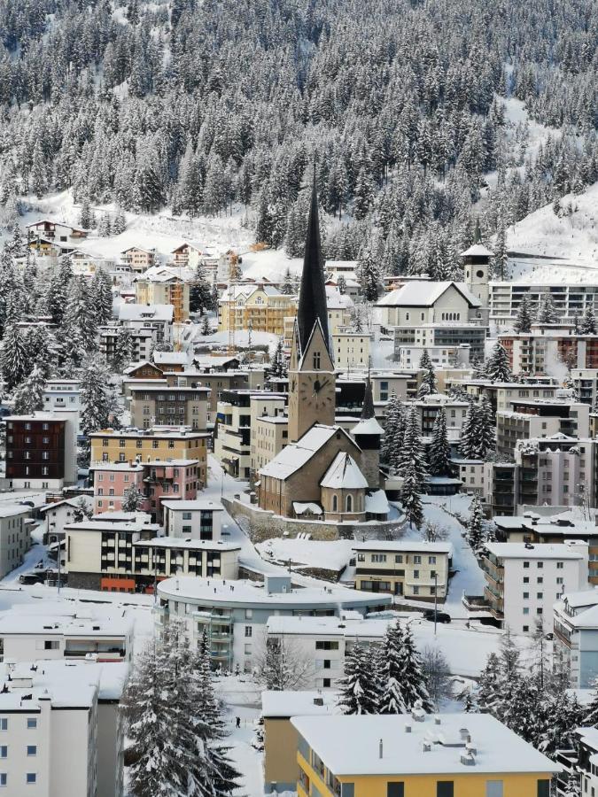 Holiday Apartment Bolgen - Close To Everything! Bolgen, Jakobshorn, Bus Stop, Train Station, Supermarket, Ski School, Ski Rentals, Restaurants And More! Davos Eksteriør billede