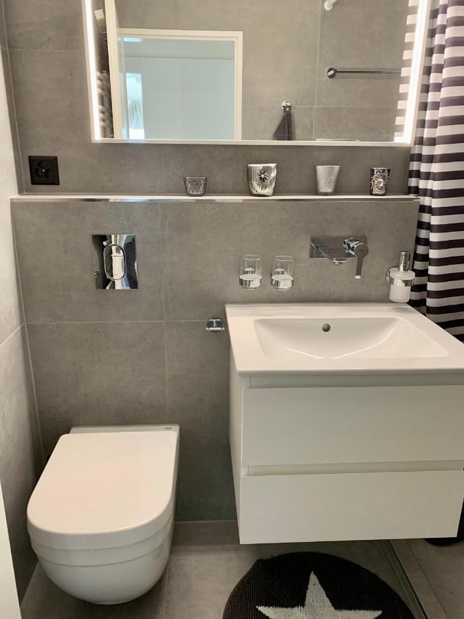 Holiday Apartment Bolgen - Close To Everything! Bolgen, Jakobshorn, Bus Stop, Train Station, Supermarket, Ski School, Ski Rentals, Restaurants And More! Davos Eksteriør billede